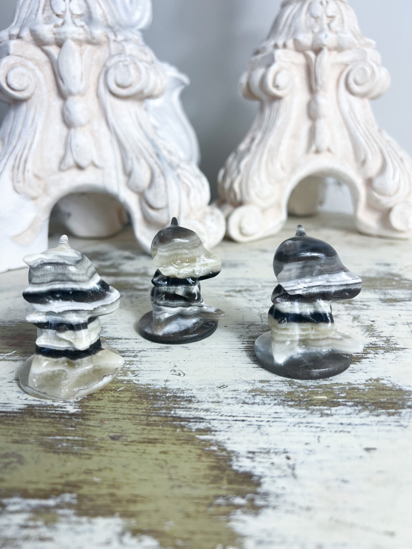 Mini Zebra Calcite Cubone